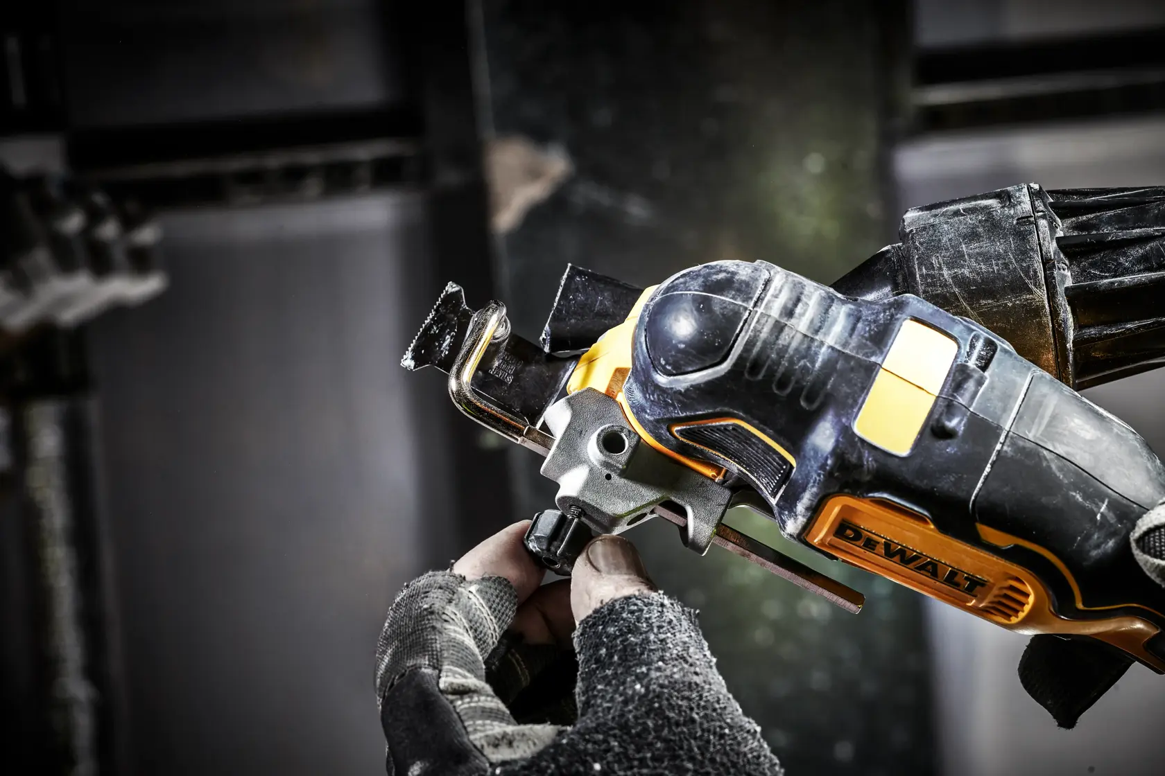 18 Volt oszillierendes Akku-Multi-Tool (Basisversion)