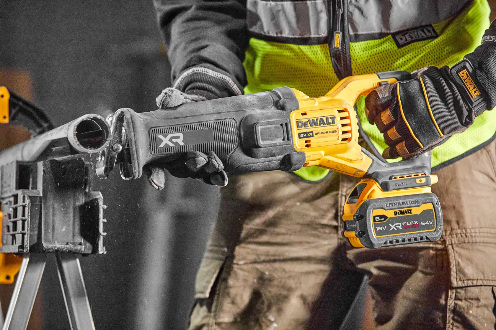 18 Volt FLEXVOLT ADVANTAGE Akku-Säbelsäge - Basisversion