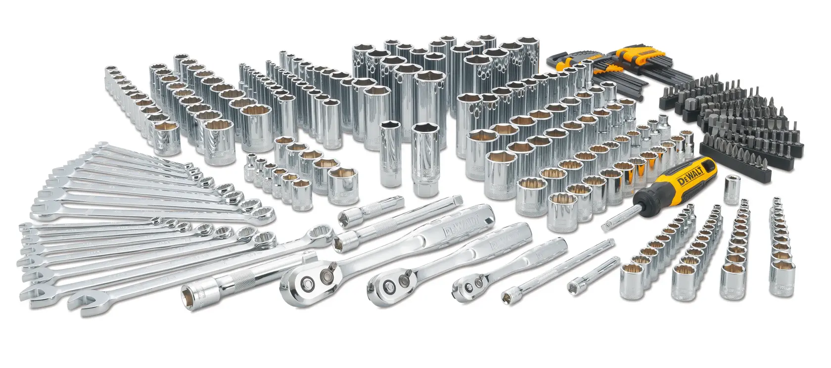 DEWALT DWMT45341-1 Werkzeugset mit Steckschlüsseln, Schraubenschlüsseln, Ratschen, Bits und Zubehör auf Weiß.