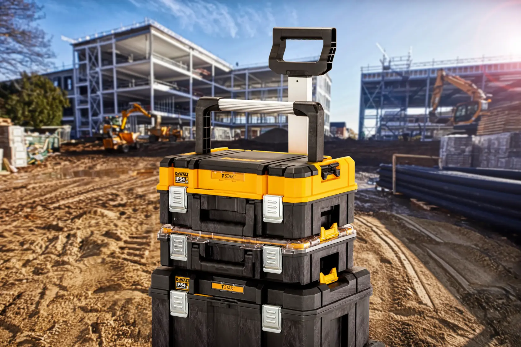 TSTAK® VI Tiefe Werkzeugbox mit herausnehmbarer Trage mit IP54 Schutz (44l Volumen)